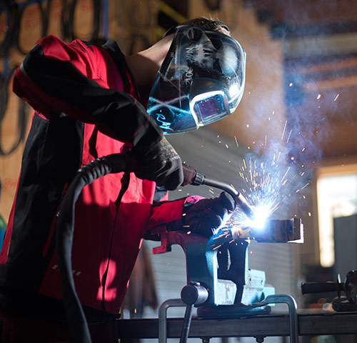 Apprendistato tecnico specializzato in metalli Apprendistato tecnico specializzato in metalli