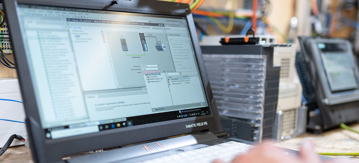 Apprendistato di elettrotecnico: tecnica operativa e impiantistica con controllo processi